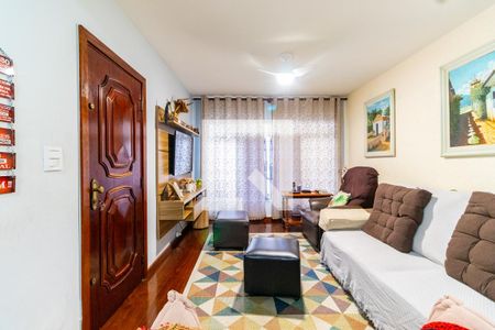 Casa à venda com 99m², 3 quartos e 3 vagasSala 