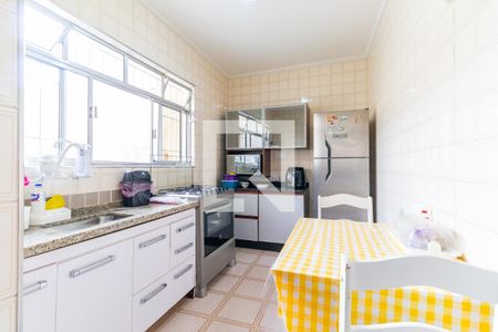 Casa à venda com 99m², 3 quartos e 3 vagasCozinha