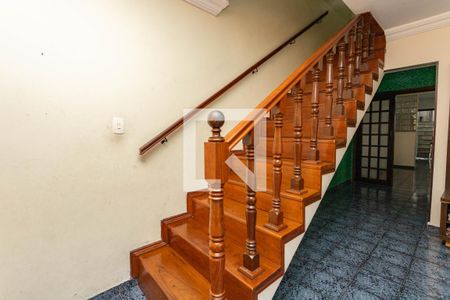 Escada de casa à venda com 3 quartos, 230m² em Conceição, Diadema