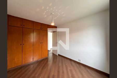 Quarto 1 de apartamento para alugar com 2 quartos, 70m² em Brooklin Paulista, São Paulo