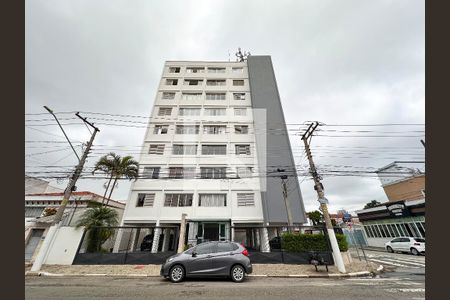 Apartamento para alugar com 70m², 2 quartos e 1 vagaFachada