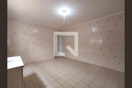 Cozinha de casa para alugar com 2 quartos, 240m² em Jardim Soraia, São Paulo