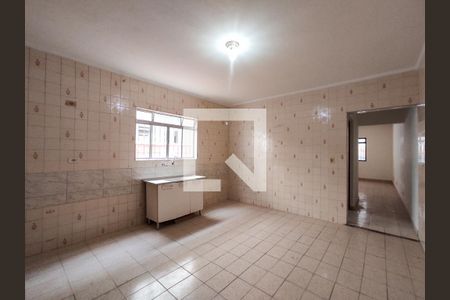 Cozinha de casa para alugar com 2 quartos, 240m² em Jardim Soraia, São Paulo