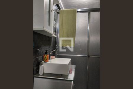 Casa à venda com 70m², 2 quartos e 2 vagasBanheiro 1