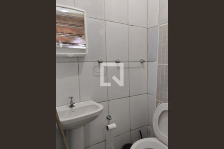 Casa à venda com 70m², 2 quartos e 2 vagasBanheiro 2