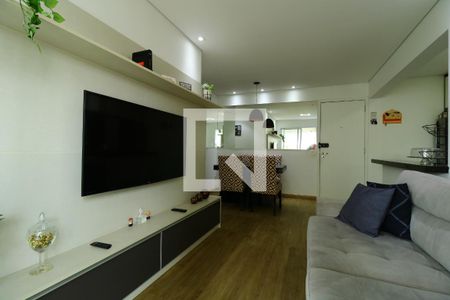 Sala de apartamento à venda com 2 quartos, 66m² em Campestre, Santo André