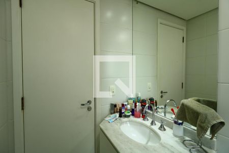 Apartamento à venda com 66m², 2 quartos e 1 vagaBanheiro da Suite