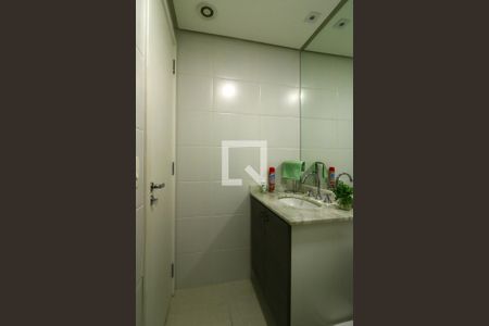 Apartamento à venda com 66m², 2 quartos e 1 vagaBanheiro Social