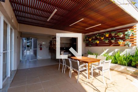 Apartamento à venda com 80m², 2 quartos e 2 vagasChurrasqueira