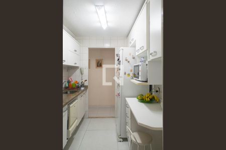 Apartamento para alugar com 72m², 2 quartos e 2 vagas Apartamento para alugar com 72m², 2 quartos e 2 vagasCozinha