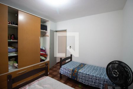 Casa à venda com 162m², 5 quartos e 2 vagas Casa à venda com 162m², 5 quartos e 2 vagasQuarto 1