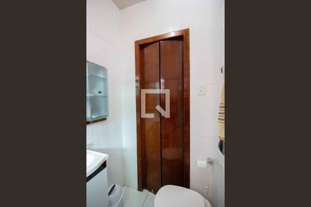 Casa à venda com 162m², 5 quartos e 2 vagas Casa à venda com 162m², 5 quartos e 2 vagasCasa 2