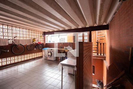 Casa à venda com 162m², 5 quartos e 2 vagas Casa à venda com 162m², 5 quartos e 2 vagasÁrea de Serviço