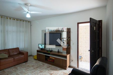 Sala de casa à venda com 5 quartos, 162m² em Vila Jacuí, São Paulo
