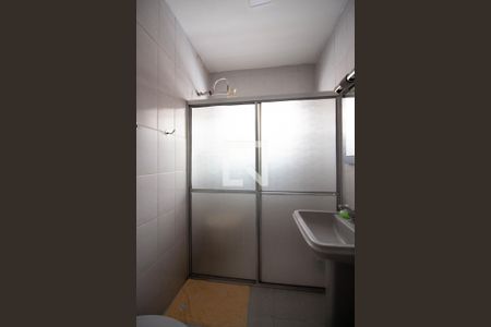 Casa à venda com 162m², 5 quartos e 2 vagas Casa à venda com 162m², 5 quartos e 2 vagasBanheiro 2