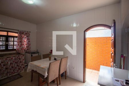 Casa à venda com 162m², 5 quartos e 2 vagas Casa à venda com 162m², 5 quartos e 2 vagasCasa 2