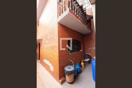 Casa à venda com 162m², 5 quartos e 2 vagas Casa à venda com 162m², 5 quartos e 2 vagasÁrea Externa