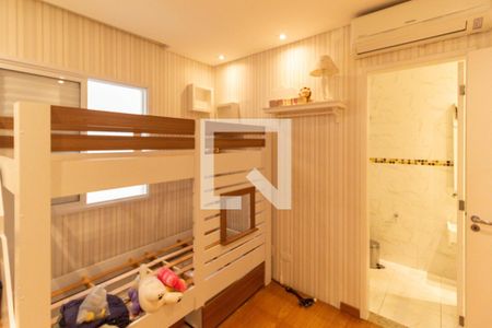 Casa à venda com 200m², 3 quartos e 2 vagasQuarto 2