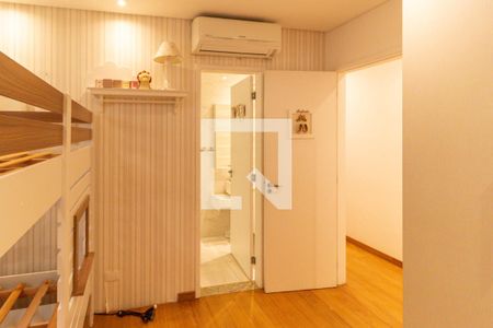 Casa à venda com 200m², 3 quartos e 2 vagasQuarto 2