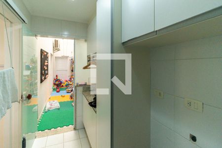 Casa à venda com 200m², 3 quartos e 2 vagasÁrea de serviço