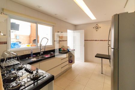 Casa à venda com 200m², 3 quartos e 2 vagasCozinha