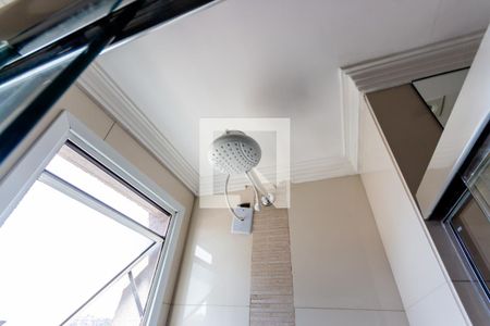 Apartamento à venda com 50m², 2 quartos e 1 vagaChuveiro