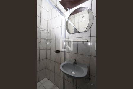 Casa para alugar com 100m², 2 quartos e sem vagaBanheiro da Suíte