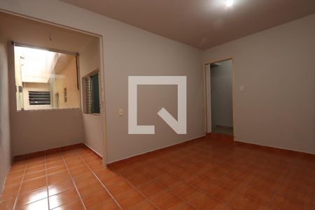 Quarto de casa para alugar com 2 quartos, 100m² em Cidade Satélite Santa Bárbara, São Paulo