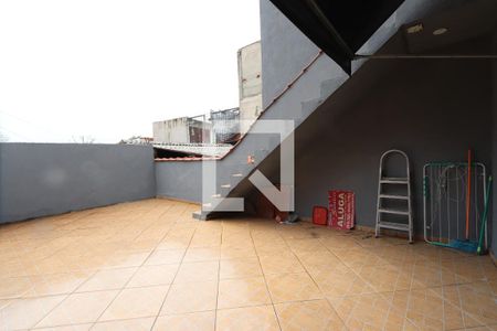 Casa para alugar com 100m², 2 quartos e sem vagaQuintal