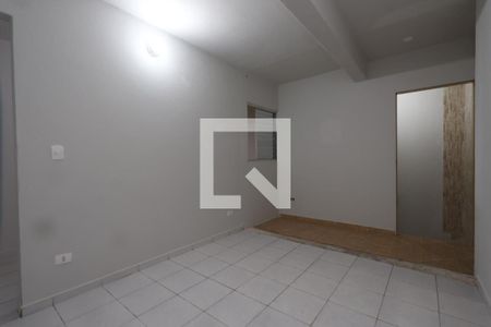 Sala de casa para alugar com 2 quartos, 100m² em Cidade Satélite Santa Bárbara, São Paulo