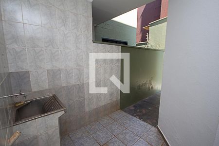 Apartamento para alugar com 70m², 2 quartos e 1 vaga Apartamento para alugar com 70m², 2 quartos e 1 vagaÁrea de Serviço