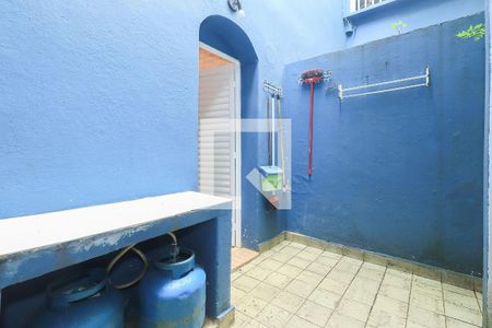 Casa à venda com 300m², 4 quartos e 2 vagas Casa à venda com 300m², 4 quartos e 2 vagasÁrea de Serviço