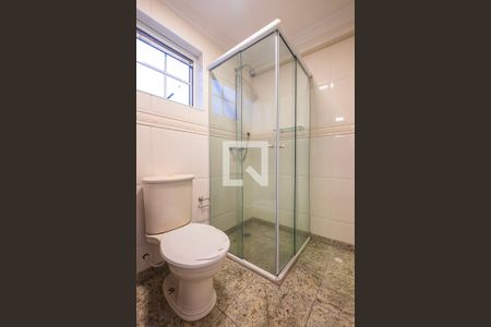 Casa para alugar com 300m², 5 quartos e 2 vagas Casa para alugar com 300m², 5 quartos e 2 vagasSuíte 2 - Banheiro