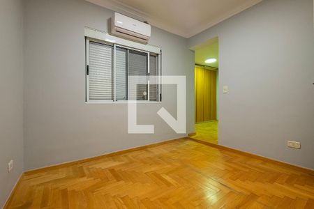 Casa para alugar com 300m², 5 quartos e 2 vagas Casa para alugar com 300m², 5 quartos e 2 vagasSuíte 2