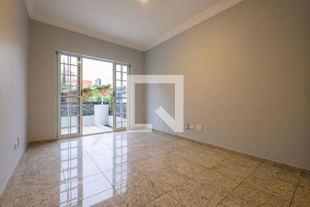 Casa para alugar com 300m², 5 quartos e 2 vagas Casa para alugar com 300m², 5 quartos e 2 vagasQuarto 5