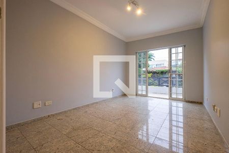 Casa para alugar com 300m², 5 quartos e 2 vagas Casa para alugar com 300m², 5 quartos e 2 vagasQuarto 5