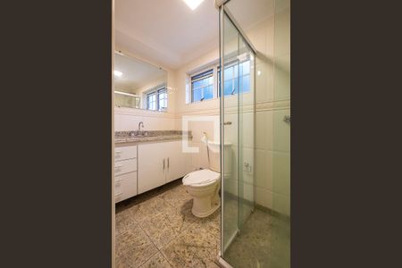 Casa para alugar com 300m², 5 quartos e 2 vagas Casa para alugar com 300m², 5 quartos e 2 vagasSuíte 2 - Banheiro