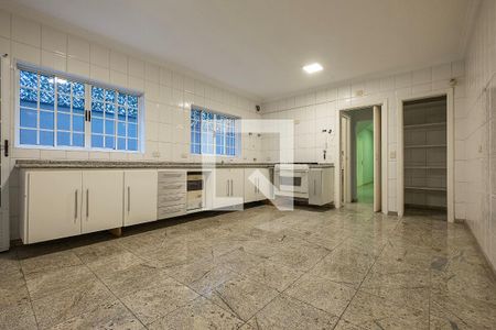 Casa para alugar com 300m², 5 quartos e 2 vagas Casa para alugar com 300m², 5 quartos e 2 vagasCozinha