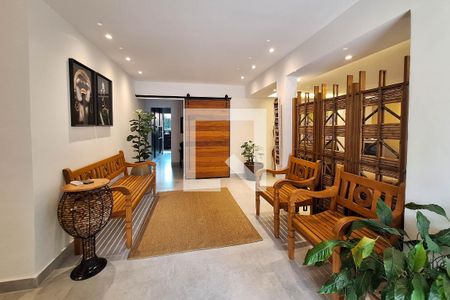 Sala de casa à venda com 4 quartos, 450m² em Engenho do Mato, Niterói