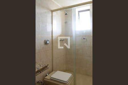 Apartamento à venda com 310m², 3 quartos e 3 vagas Apartamento à venda com 310m², 3 quartos e 3 vagasBanheiro Social