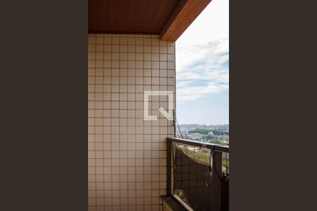 Apartamento à venda com 310m², 3 quartos e 3 vagas Apartamento à venda com 310m², 3 quartos e 3 vagasVaranda da Suite