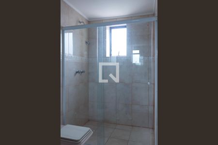 Apartamento à venda com 310m², 3 quartos e 3 vagas Apartamento à venda com 310m², 3 quartos e 3 vagasBanheiro da Suíte