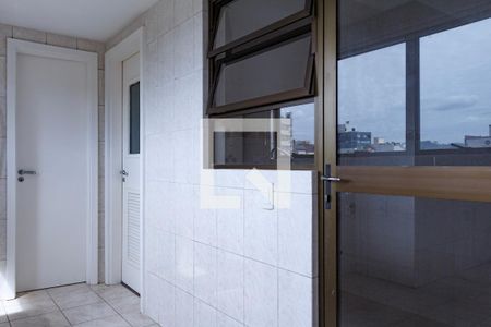 Apartamento à venda com 310m², 3 quartos e 3 vagas Apartamento à venda com 310m², 3 quartos e 3 vagasÁrea de Serviço
