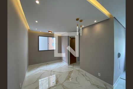 Sala/cozinha de apartamento para alugar com 2 quartos, 43m² em Mooca, São Paulo