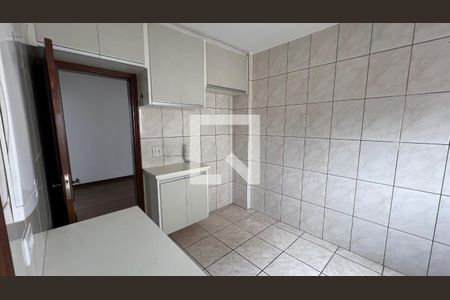 Apartamento à venda com 181m², 3 quartos e 2 vagasCozinha