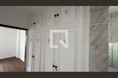 Apartamento à venda com 181m², 3 quartos e 2 vagasCloset da suíte