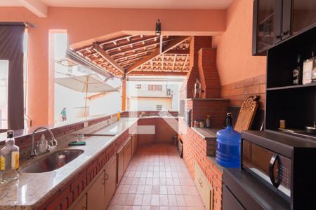 Casa à venda com 384m², 4 quartos e 7 vagas Casa à venda com 384m², 4 quartos e 7 vagasÁrea Gourmet