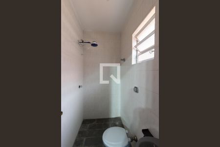 Casa à venda com 384m², 4 quartos e 7 vagas Casa à venda com 384m², 4 quartos e 7 vagasLavabo 2