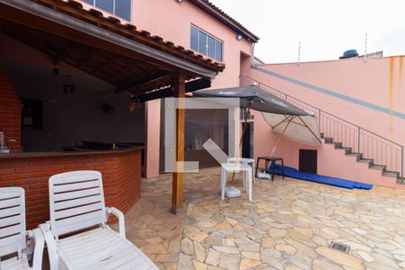 Casa à venda com 384m², 4 quartos e 7 vagas Casa à venda com 384m², 4 quartos e 7 vagasÁrea Gourmet