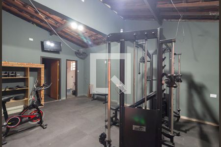 Casa à venda com 384m², 4 quartos e 7 vagas Casa à venda com 384m², 4 quartos e 7 vagasAcademia